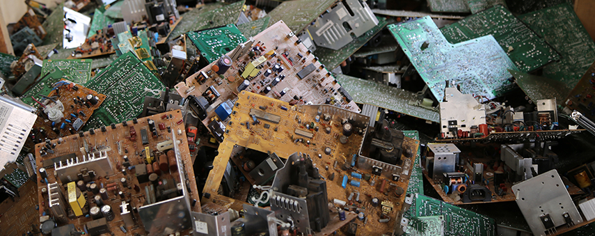 e-waste and the human cost of recycling tech